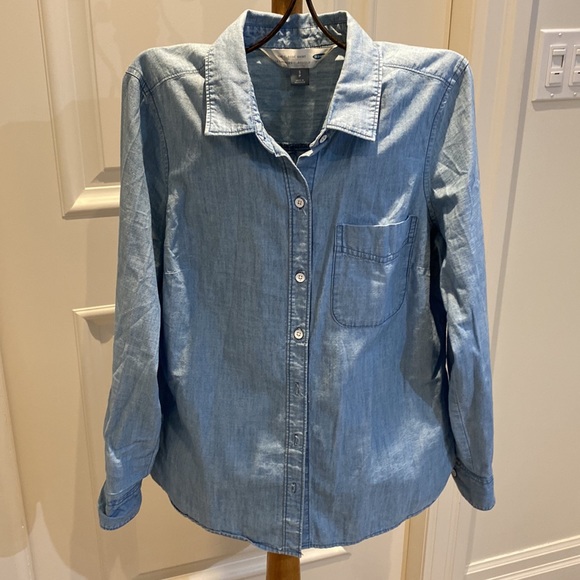 Old Navy Classic Shirt - Picture 6 of 7